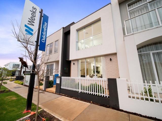 DISPLAY HOME QUALITY, COMPLETE & READY TO ENJOY