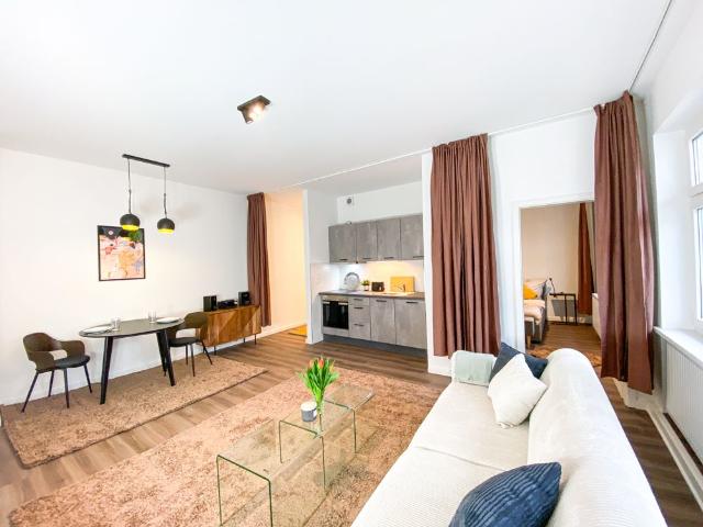 'DITA' Bright, fashionable loft in quiet street, Berlin, Berlin Amsterdam Apartments for Rent