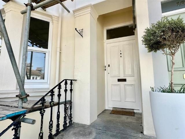 Ditchling Rise, Brighton BN1, 1 bed flat to rent, £1,250 pcm | PrimeLocation