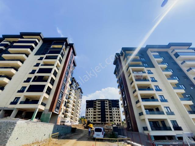 Diva Karşıyaka 3+1 Havuz Cephe Lux Ara Kat Satılık Daire