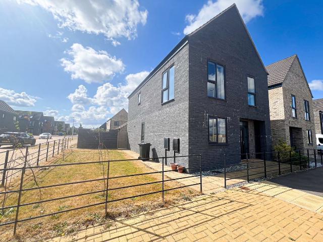 Diversity Drive, Kingswood, Hull HU7, 4 bed detached house to rent, £1,350 pcm | PrimeLocation