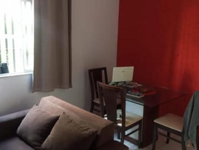 Divido Apartamento na Chácara Brasil Turu