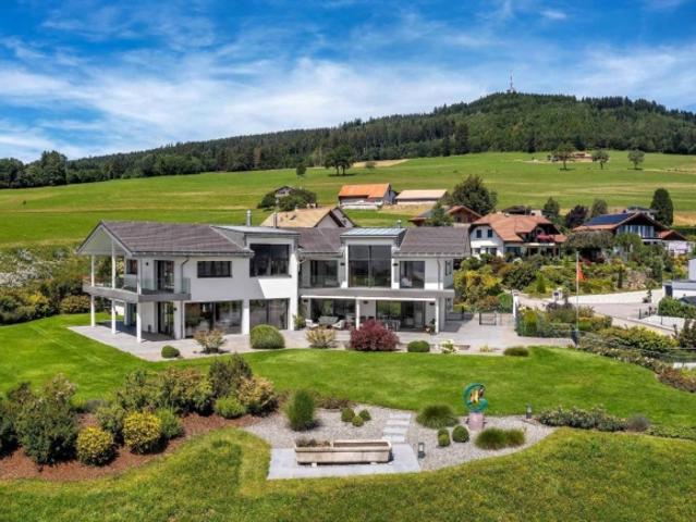 DIVINE 10 ZIMMER GRUNDSTÜCK MIT ATEMBERAUBENDER AUSSICHT
