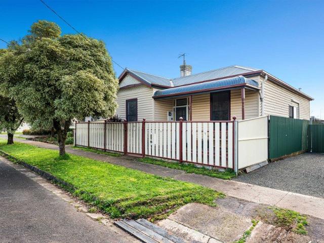 Divine Modern Cottage Easy Investing Low Maintenance Living