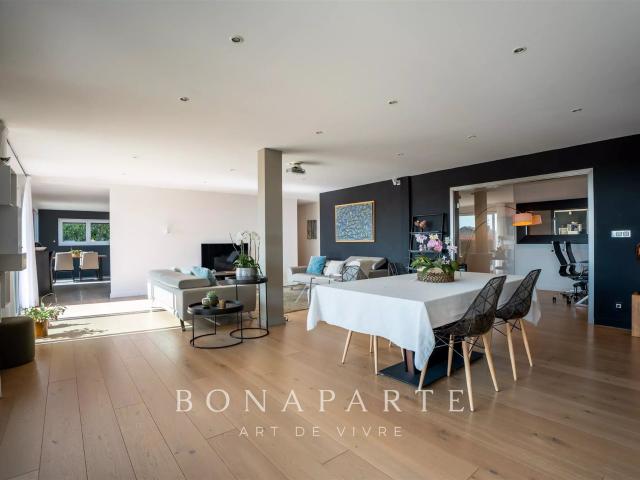 Divonne Les Bains Appartement D’Exception Avec Vue Sur Les. 158m² Divonne les Bains