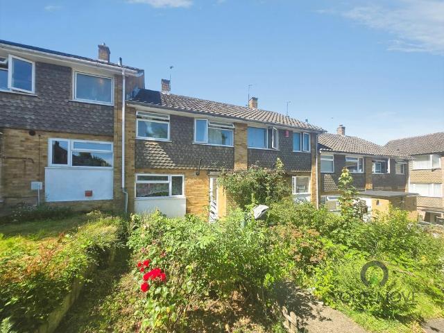 Dixon Close, Kent ME15 3 bed terraced house to rent £1,325 pcm £306 pw