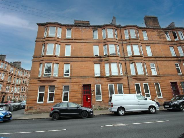 Dixon Road, Govanhill, Glasgow G42, 2 bed flat to rent, £1,200 pcm | PrimeLocation