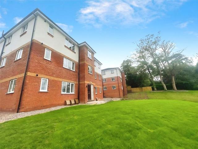 Dixons Green Road, Dudley DY2, 2 bed flat to rent, £850 pcm | PrimeLocation