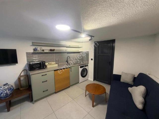 Diyar Emlak'tan 1+0 Tadilat Yapılmış,eşyaları Sıfır Kiralık