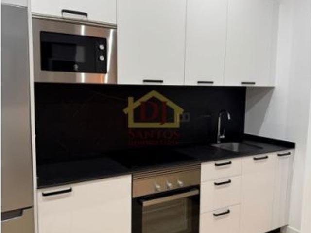 DJSANTOS le ofrece estudio a estrenar en venta junto al Parque Picasso