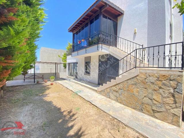 Doğuş Emlak'tan Müstakil 300m2 Bahçeli İster 2 Daire İster Villa