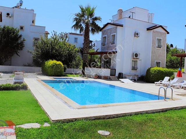 Doğuş Emlak'tan Bahçelievler'de Havuzlu Butik Sitede 3+1 Villa