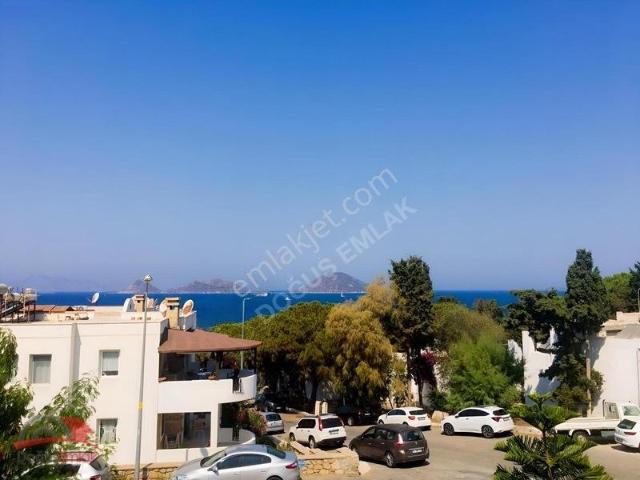 Doğuş Emlak'tan Deniz Manzaralı Denize 200 Metre 2+1 Eşyalı