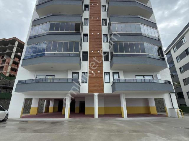 Doğu Gayrimenkulden Yıldızlı'da 110 M2 3.kat Satılık 2+1 Daire