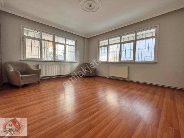 Doğuştan Armağnevlerde Kiralık Daire 85 M & 2+1 & 33.000 Tl