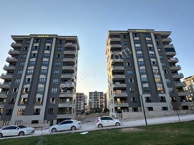 Doğukent Mahallesi Behram İnşaat B Blok Satılık 4+1 Lüks Daire