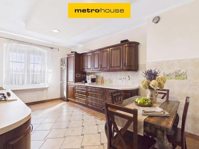 Do wprowadzenia 2 pokoje, garderoba 74,59 m2 !