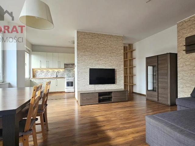 do wynajęcia 3 pokojowe 70 m2 przy starówce