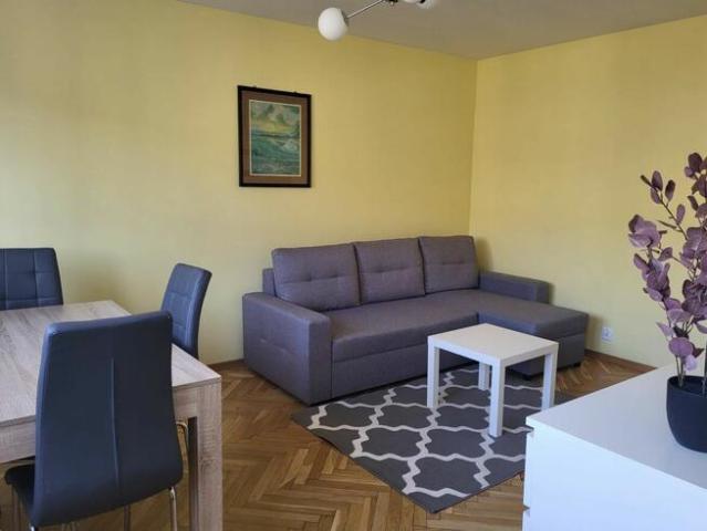 Do wynajęcia 2 pokojowe mieszkanie | Łódź Górna | 36 m² |