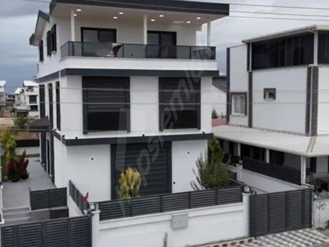 DOĞA MANZALI ÖN CEPHE 4+1 VİLLA