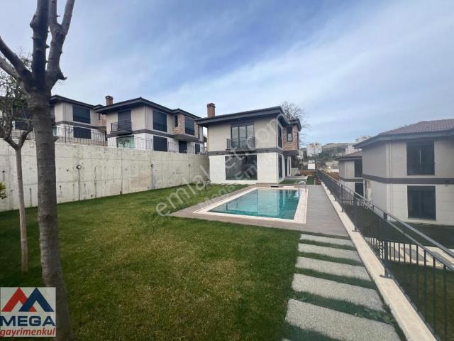Doğa Manzaralı Villa