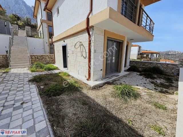Doğa + Deniz + Huzur: Karaburunda 3+1 Sıfır Müstakil Fırsat