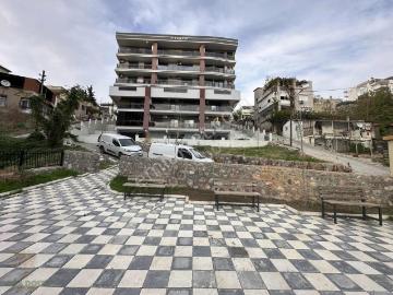 Doğa Dostu'ndan Bayraklı Anadolu Cad.üzeri 3+1 Eşyalı Daire