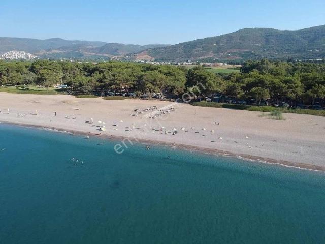 Doğa Dostu'ndan Gümüldür Denize Sıfır Site İçi Kiralık Villa