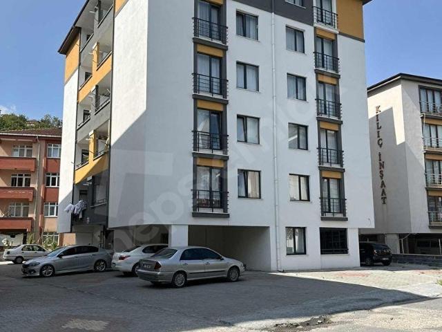 DOĞA KOLEJİ MEVKİ AYRI MUTFAKLI ÖN CEPHE SATILIK 1+1