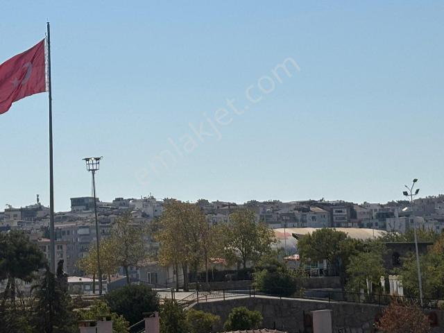 Doğa Ve Şehir Manzaralı 3+1 Çift Cephe Çift Balkon