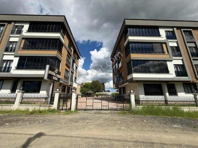 Doğal Yaşam Sitesinde Irmak Manzaralı Kiralık 160 M2 3+1 Daire