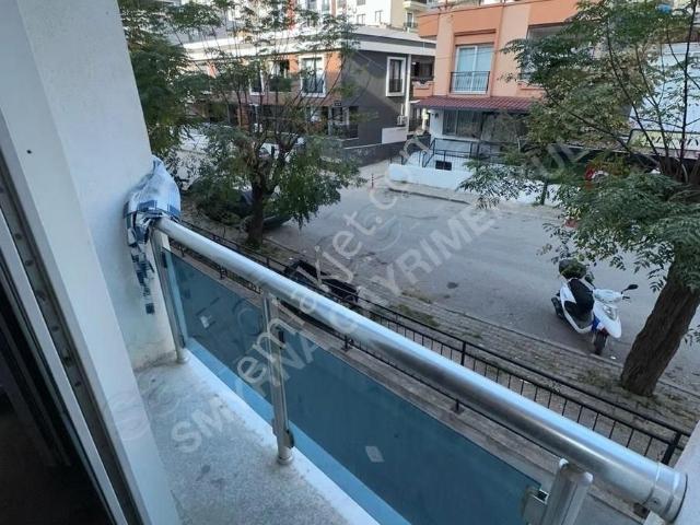 Doğalgazlı Balkonlu 2+0 Üniversiteye Yürüme Mesafesinde Kiralık