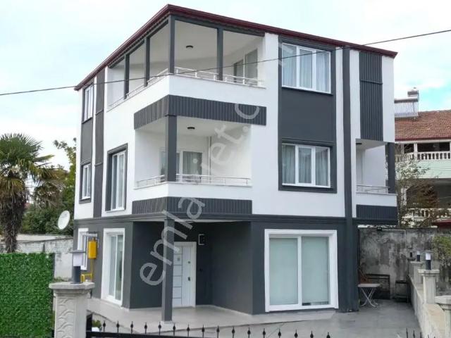 Doğan Emlak Group’tan 19 Mayıs Dereköy’de Satılık Tripleks Villa