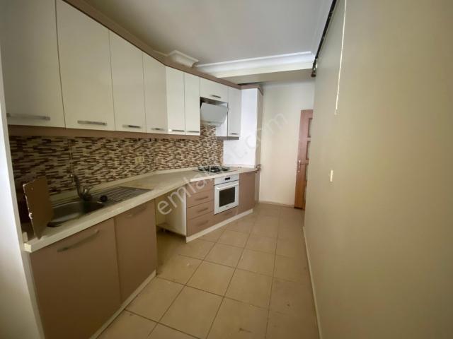 Yeşilyurt Ordu Cad Yakını Otoparklı 2+1 Satılık Daire