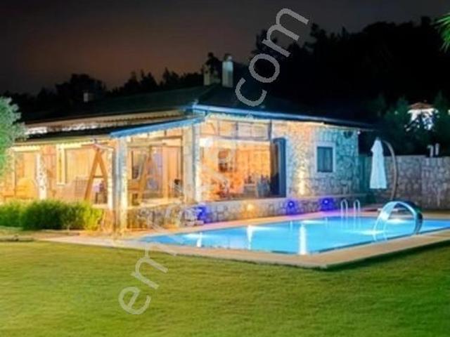 Doğayla İç İçe Prestijli Yaşam Özel Havuzlu 3.522 M² Tek Tapu