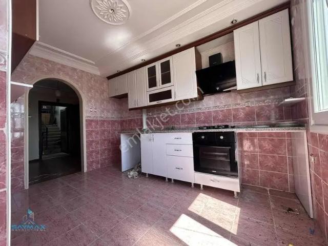 Döşeme Mah.acıbadem Arkası 2+1+k.mutfak Kiralık Daire.