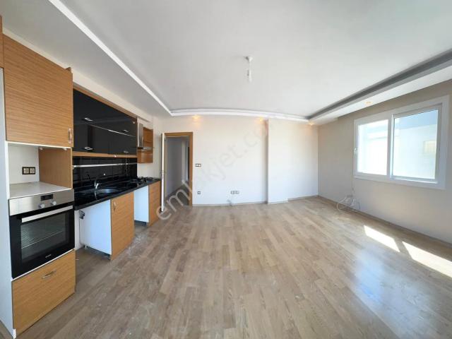 Döşeme Mah acıbadem Hast. Yakın/2+1 Kiralık Daire
