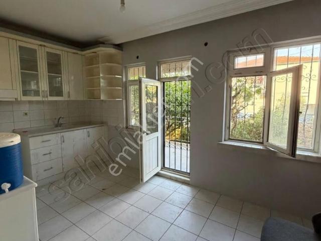 Döşemealtı Altınkalede 3+1 Ayrı Mutfak Geniş Yüksek Giriş Daire