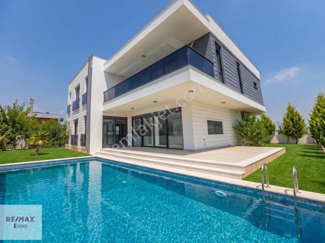 Döşemealtı Altınkale'de Satılık Lüks 5+1 Müstakil Villa