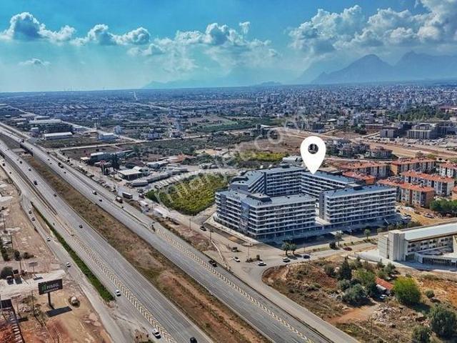 Döşemealtı'nda Sun Cıty 2 'de 1+1 Satılık Daire