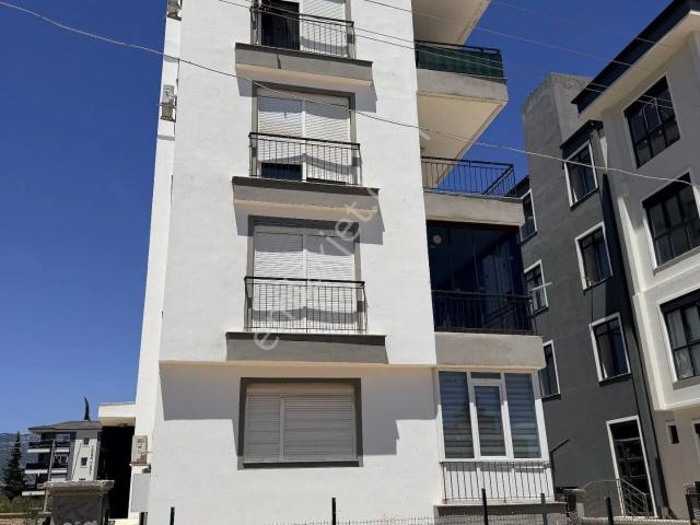 Döşemealtı Çıplaklı Devlet Hastanesi Yakını Satılık 2+1 Daire