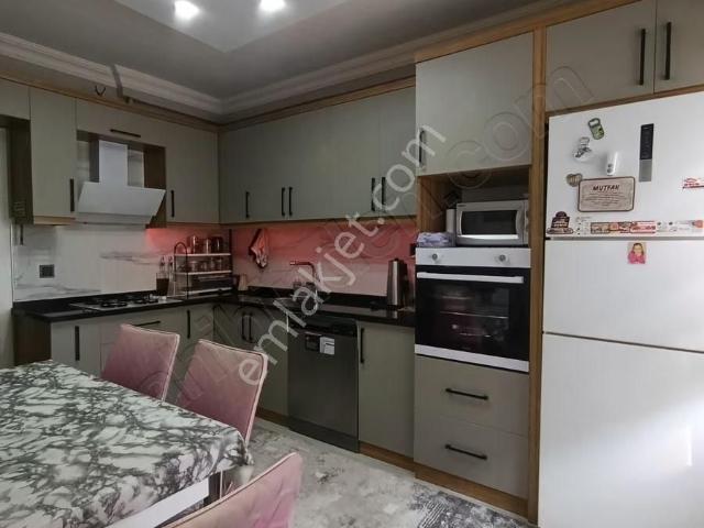 Döşemealtı Tokilerde 165 M2 3+1 Full Extralı Muhteşem Bir Daire