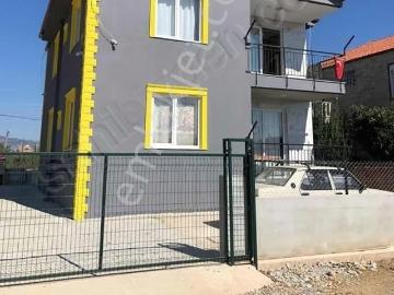 Döşemealtı Yeniköy'de Müstakil Tadında Kiralık 2+1 Geniş Daire