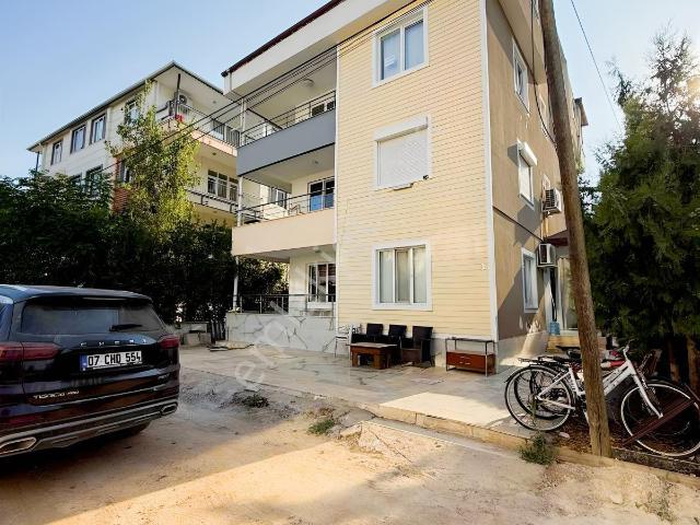 Döşemealtı Yeniköy'de Okullara Yakın, Ferah 3+1 Kiralık Daire