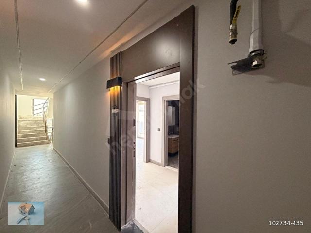 DÖŞEMEALTI BELEDİYESİ ARKASI KIRKGÖZ CD ÜZERİ PLAZA İÇİNDE DAİRE