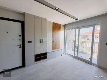 DÖŞEMEALTI YENİKÖY MERKEZDE SIFIR LÜKS SATILIK 1+1