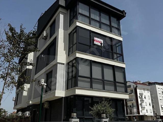 DÖŞEMEALTI YENİKÖY'DE AMERİKAN MUTFAKLI SATILIK 2+1 DAİRE
