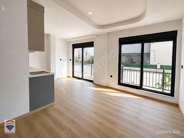DÖŞEMEALTI YENİKÖYDE SIFIR BİNADA MODERN 1+1 DAİRE