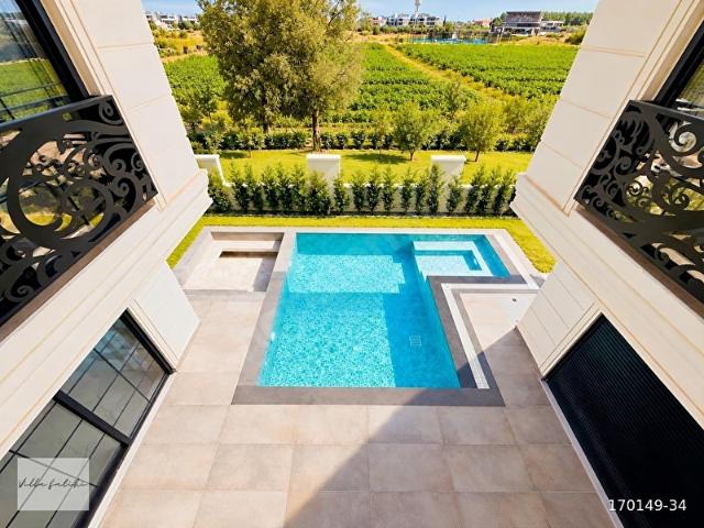 DÖŞEMEALTI'NDA 6+1 SATILIK VİLLA HAVUZ,HAMAM,SAUNA,AKILLI EV
