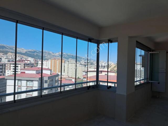 Doğruev'den Site İçerisinde 5+1 Kiralık Son Daire